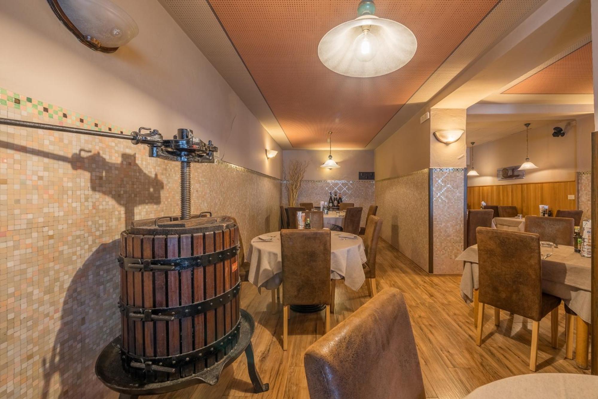 Bienno Hotel Oasi Verde מראה חיצוני תמונה