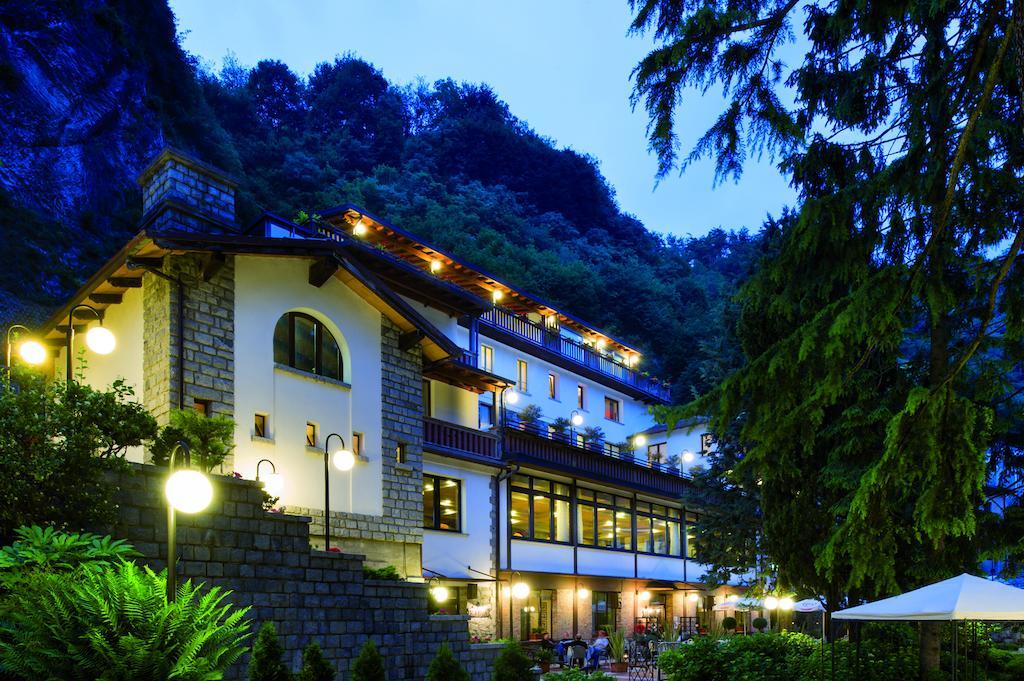 Bienno Hotel Oasi Verde מראה חיצוני תמונה